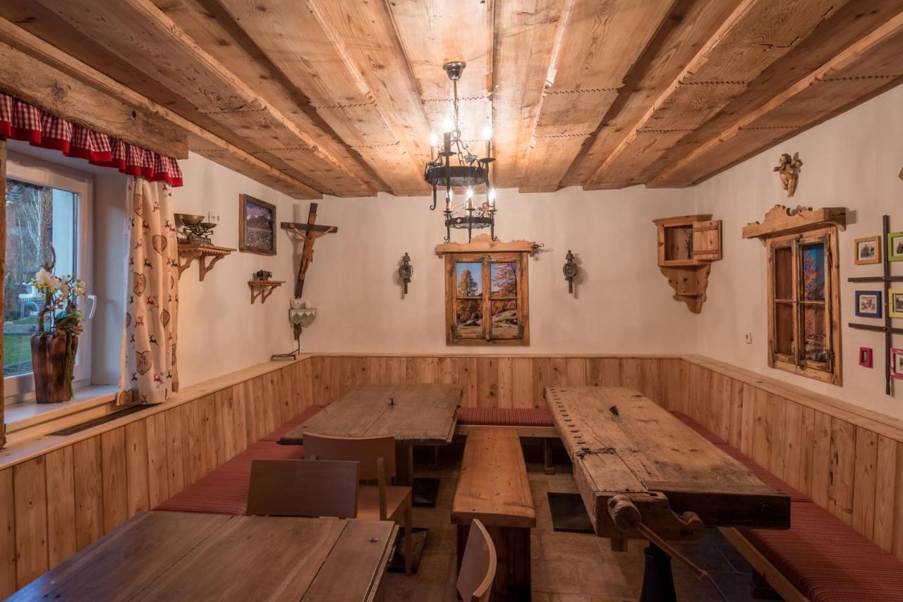 Alpenhostel "Das Besenhaus" Алтенмаркт им Понгау Екстериор снимка