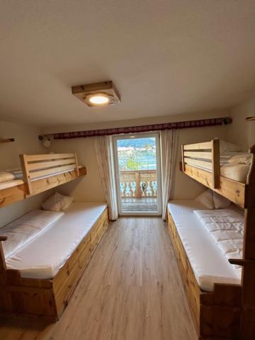 Alpenhostel "Das Besenhaus" Алтенмаркт им Понгау Екстериор снимка
