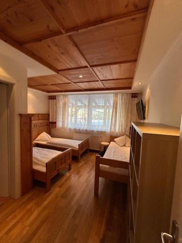 Alpenhostel "Das Besenhaus" Алтенмаркт им Понгау Екстериор снимка